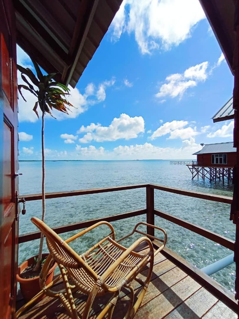 Parapat Water Village Resort Semporna Kültér fotó